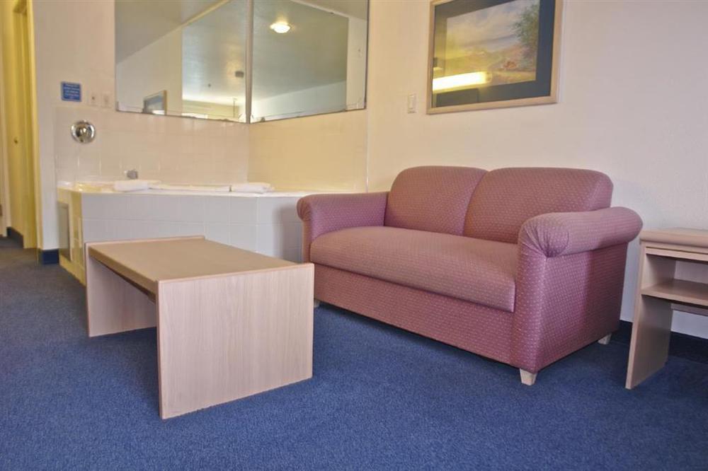 Motel 6-Seaside, Or Bilik gambar